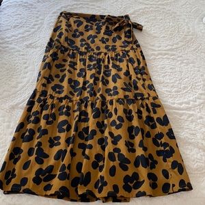 New without tags black/brown leopard 🐆 full length tiered skirt.